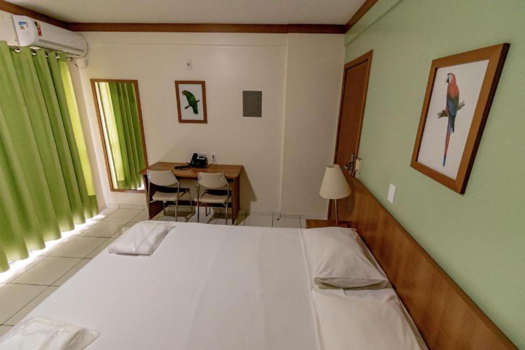Golden Dolphin Grand - Pool Apartment